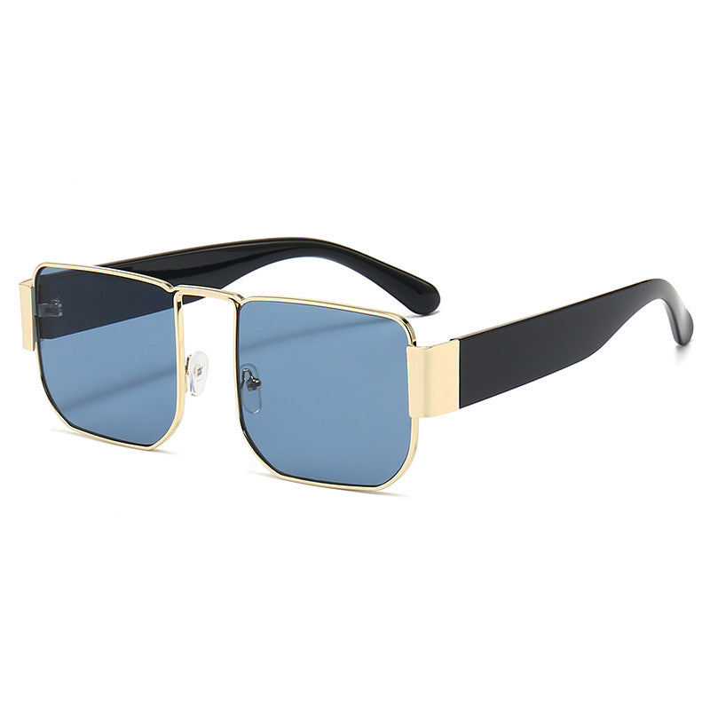 Venta al por mayor Gafas de sol para mujer con marco cuadrado PC